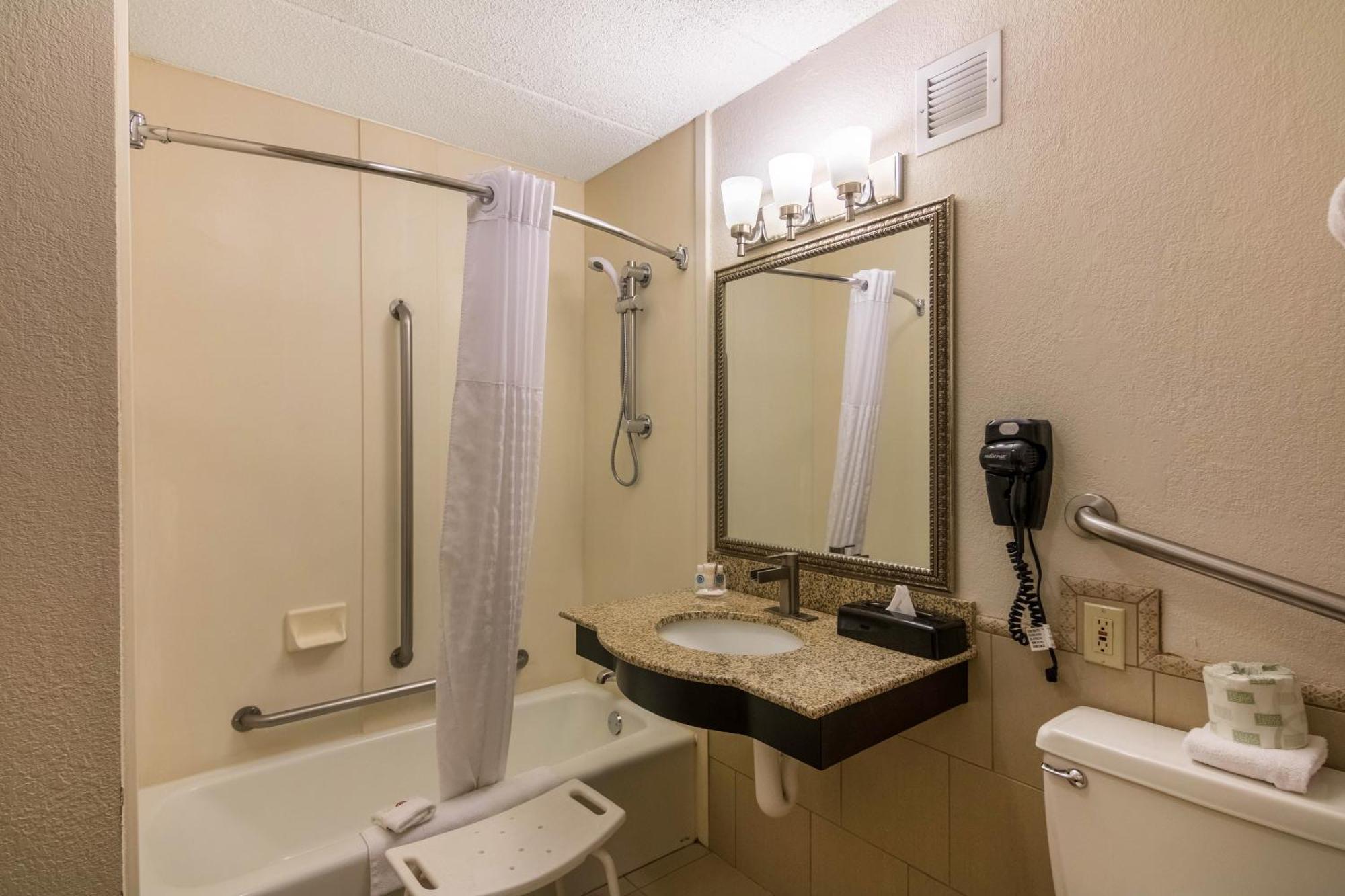 Comfort Inn Plymouth-Minneapolis Exterior photo